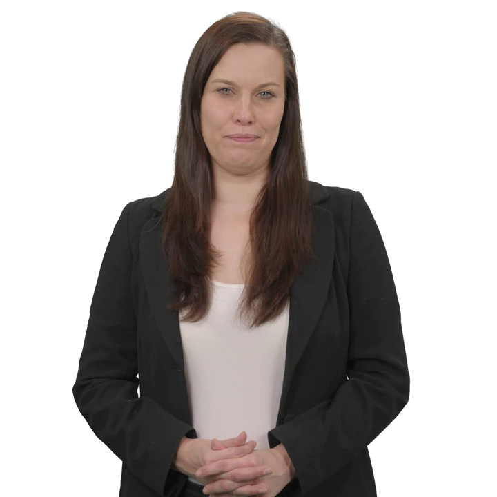 Karolin_in_Black_Suit